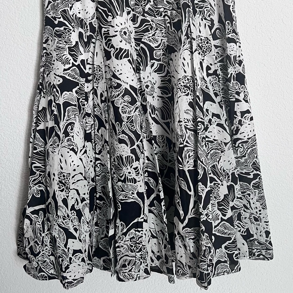 Focus Lifestyle Black & White Floral Print Cotton Lined Circle Full Skirt 16 - Picture 4 of 11